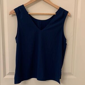 Title Nine Round Trip Pocket Tank Top / Blue / Small